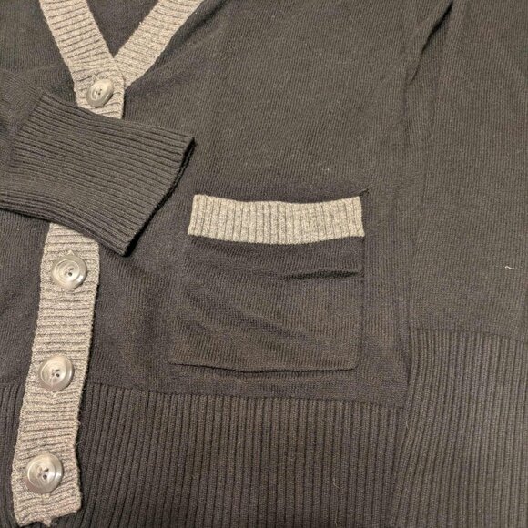 Old Navy Cardigan Womens Small/Petite Long Sleeve Black 5 Button Top - Picture 7 of 14